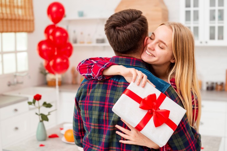 Évfordulós ajándékcsomag, szerelmes